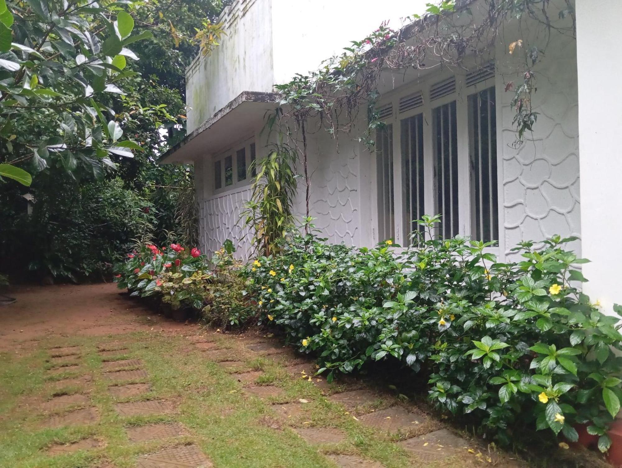 Ella Relax Inn Ngoại thất bức ảnh