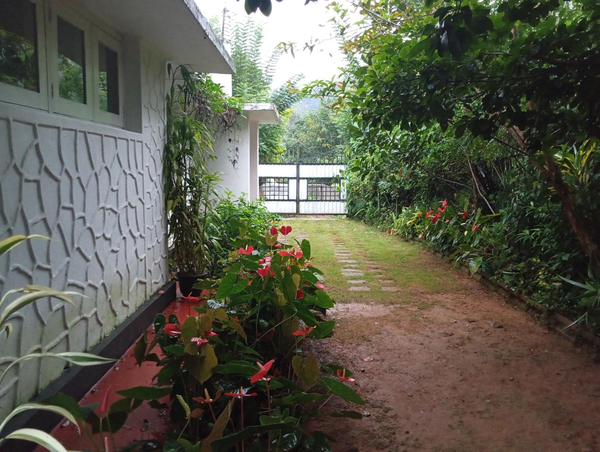Ella Relax Inn Ngoại thất bức ảnh